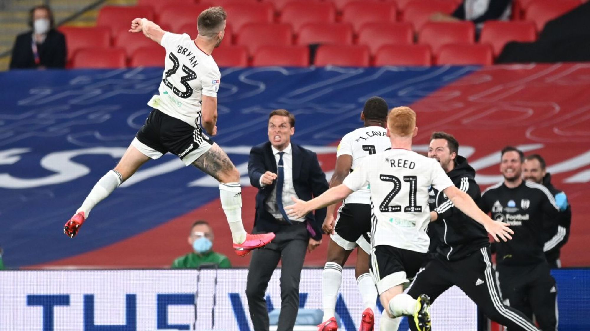 出了高达 出了高达