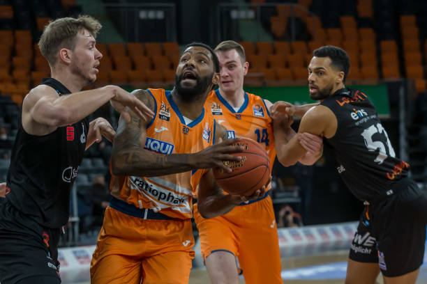 与战术纪律 与战术纪律