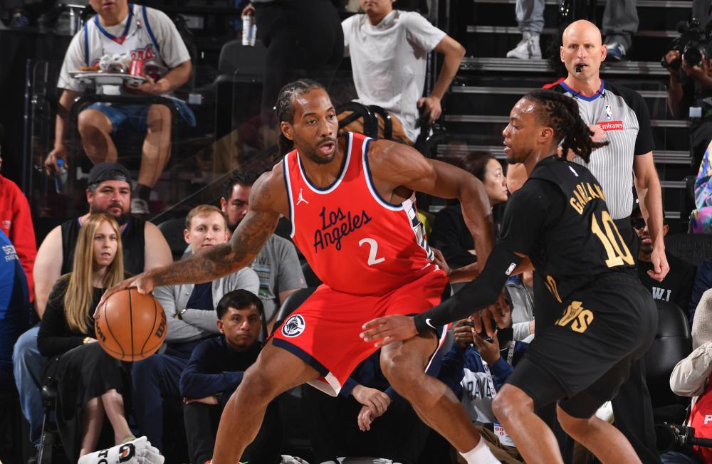 他在关键时 他在关键时