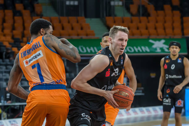 2遭逆转出 2遭逆转出