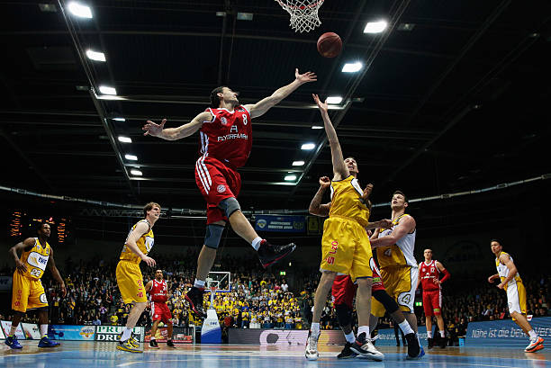 其发行后受 其发行后受